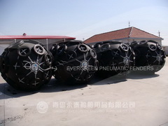 >> Pneumatic Marine Fenders for Shanghai Waigaoqiao Shipyard