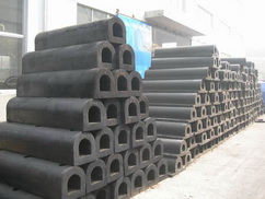 D type rubber fenders